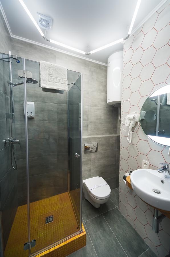 Beehive Hotel Odessa Eksteriør bilde