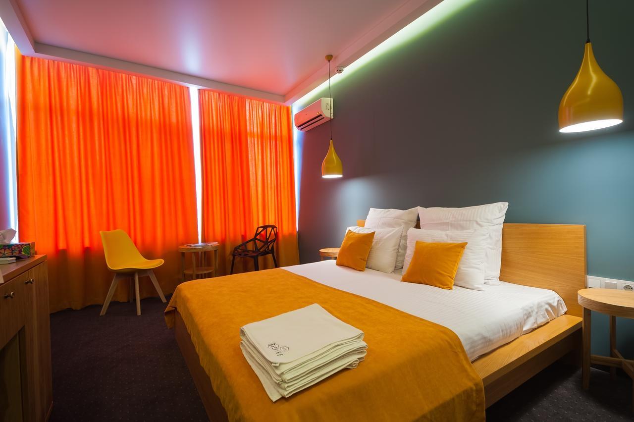 Beehive Hotel Odessa Eksteriør bilde