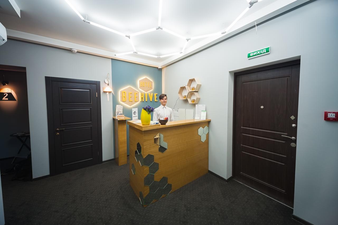 Beehive Hotel Odessa Eksteriør bilde