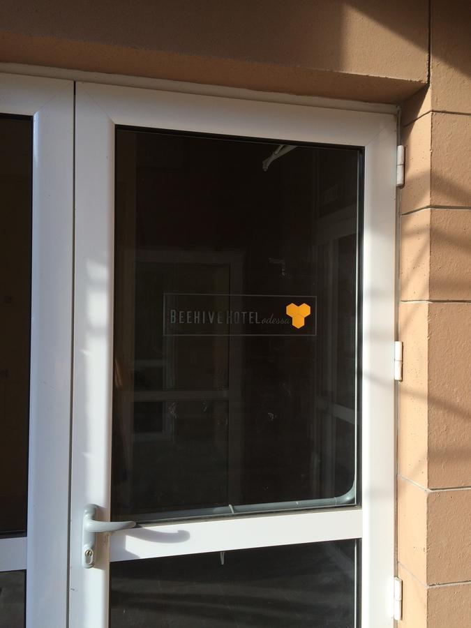 Beehive Hotel Odessa Eksteriør bilde