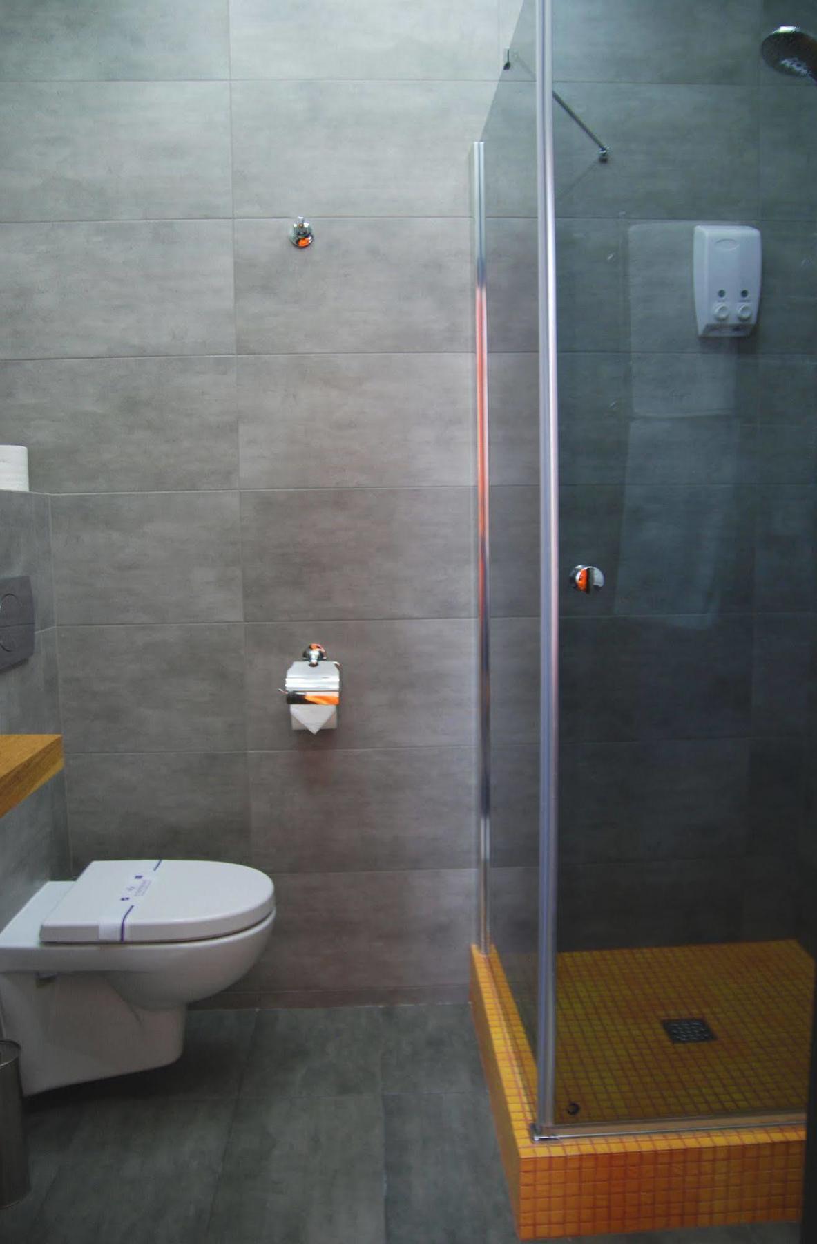 Beehive Hotel Odessa Eksteriør bilde