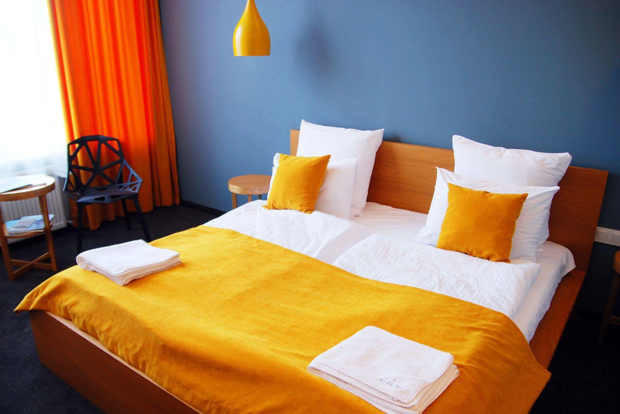 Beehive Hotel Odessa Eksteriør bilde