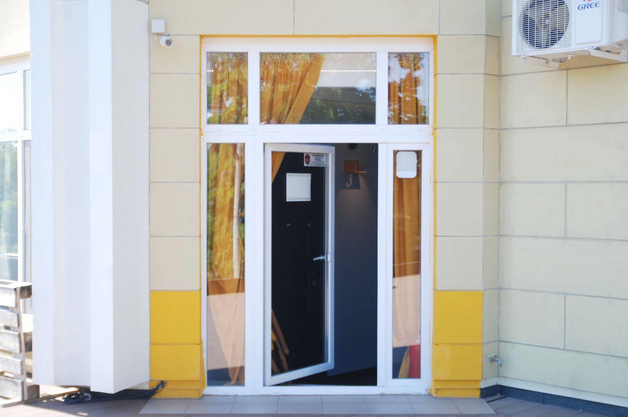 Beehive Hotel Odessa Eksteriør bilde